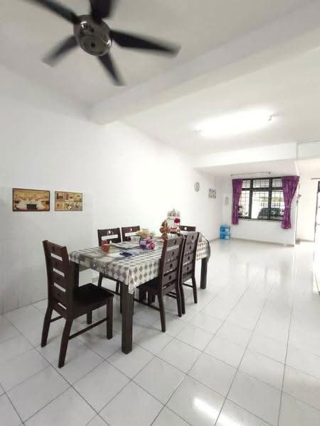 Rumah Teres 2-Tingkat untuk Dijual di Taman Daya (Johor Bahru) - Daniel Yong - Dining Room - PropertyGuru.com.my