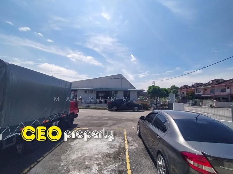 Kedai untuk Dijual di Taman Perwira (Simpang Ampat) - Magnumm Ong Theng Shen - Exterior - PropertyGuru.com.my
