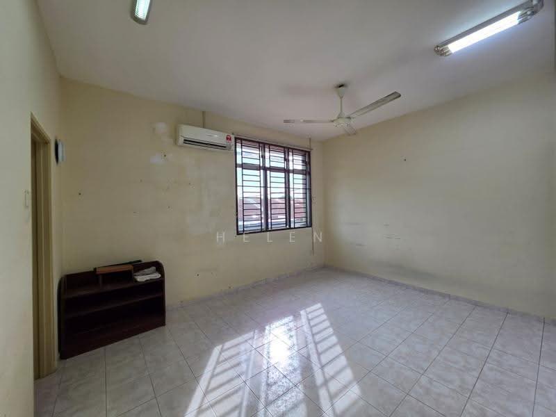 2-storey Terraced House for Sale in Batu Berendam (Melaka) - Helen BF - Interior - PropertyGuru.com.my