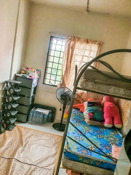 Apartment for Sale at Pangsapuri Salvia - Aaron Wong - Bedroom - PropertyGuru.com.my