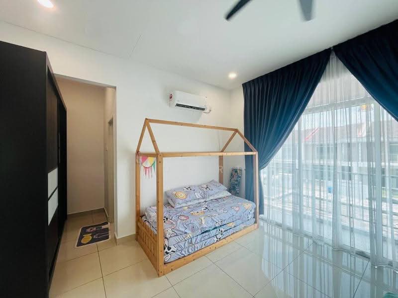 Rumah Teres 2-Tingkat untuk Disewa di Bandar Penawar (Kota Tinggi) - Hubert Pang - Bedroom - PropertyGuru.com.my