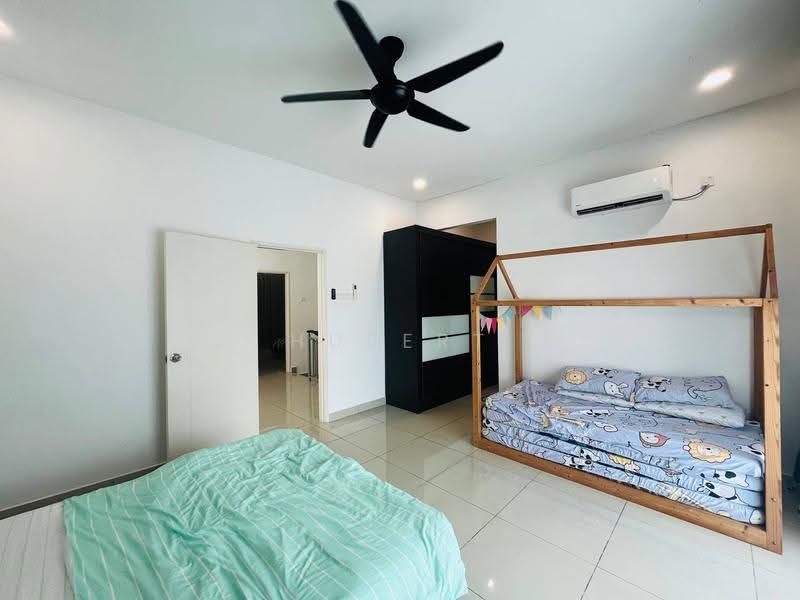 Rumah Teres 2-Tingkat untuk Disewa di Bandar Penawar (Kota Tinggi) - Hubert Pang - Bedroom - PropertyGuru.com.my