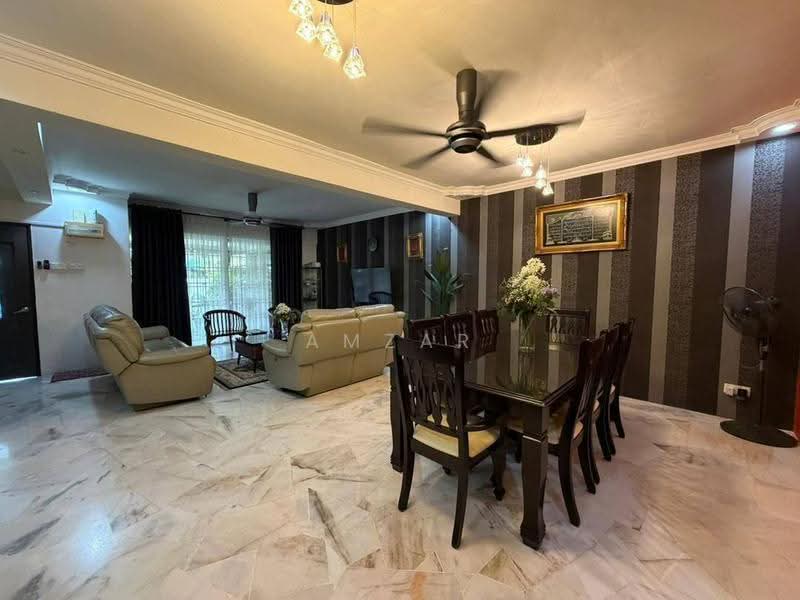 2-storey Terraced House for Sale in Saujana Puchong (Puchong) - Amzar Faiz - Living Room - PropertyGuru.com.my