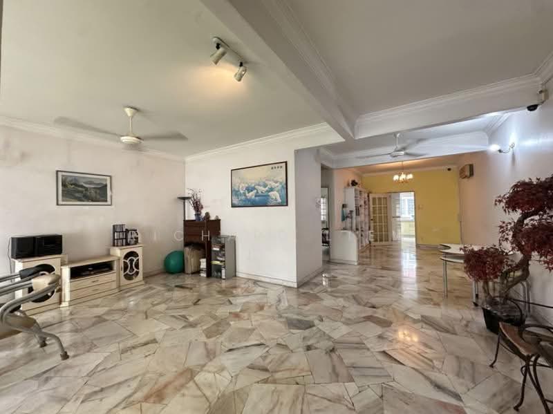 2-storey Terraced House for Sale in SS 23, Taman Sea (Petaling Jaya) - Richard Liew - Living Room - PropertyGuru.com.my