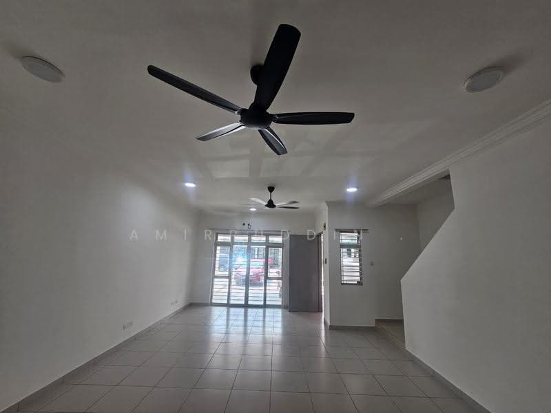 Rumah Teres 2-Tingkat untuk Dijual di Presint 11 (Putrajaya) - Amirruddin . - Living Room - PropertyGuru.com.my
