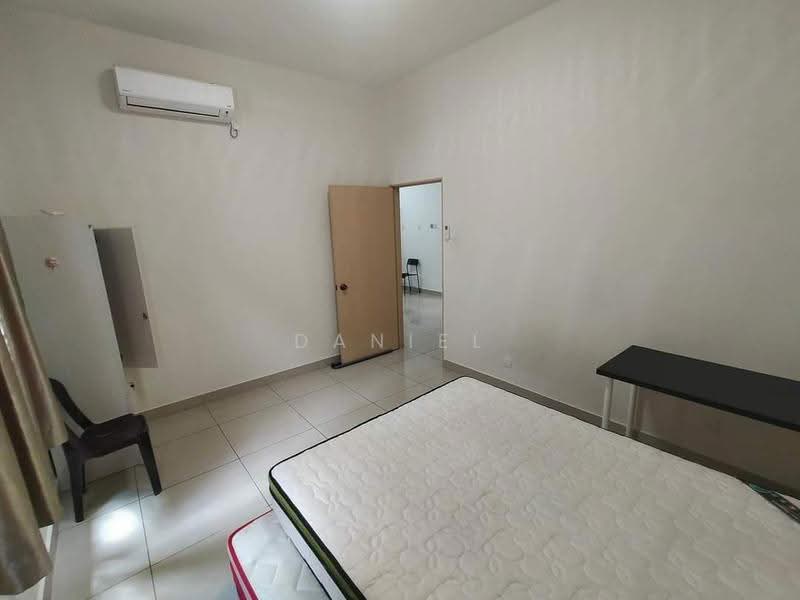Rumah Teres 2-Tingkat untuk Dijual di Kempas Utama (Tebrau) - Daniel Yong - Bedroom - PropertyGuru.com.my