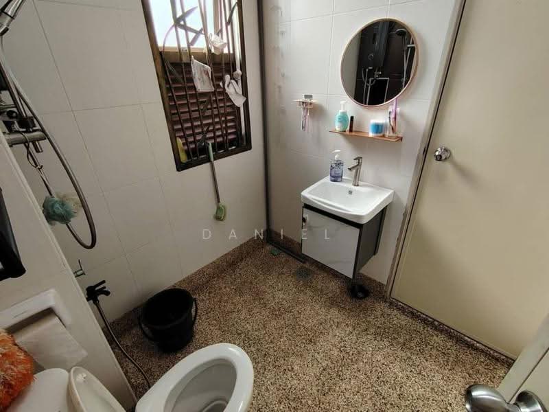 Rumah Teres 2-Tingkat untuk Dijual di Kempas Utama (Tebrau) - Daniel Yong - Bathroom - PropertyGuru.com.my