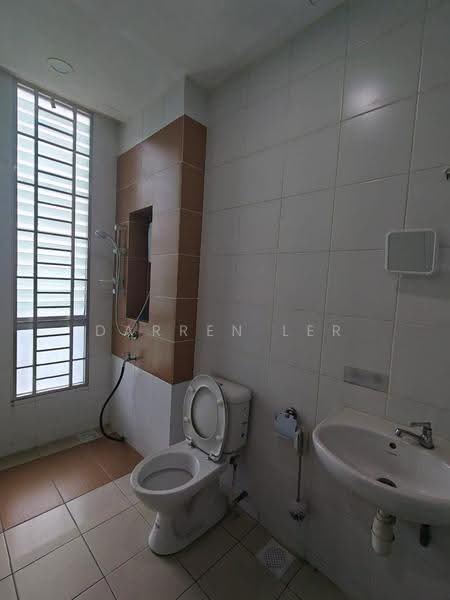 Townhouse for Sale in Taman Sutera Utama (Skudai) - Darren Ler - Bathroom - PropertyGuru.com.my