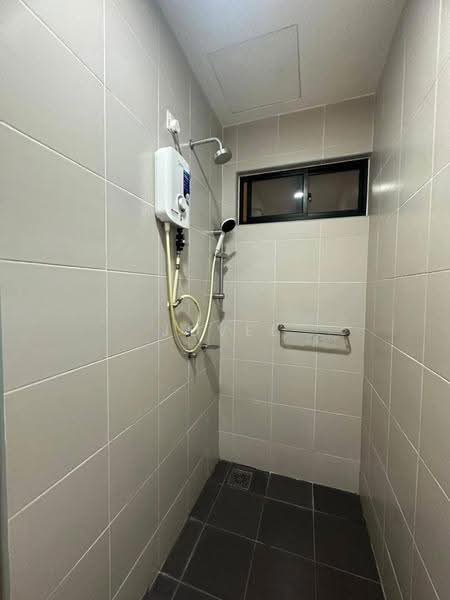 Kediaman Servis untuk Dijual di Meridin Suites @ The Meridin - Jovel Lim - Bathroom - PropertyGuru.com.my
