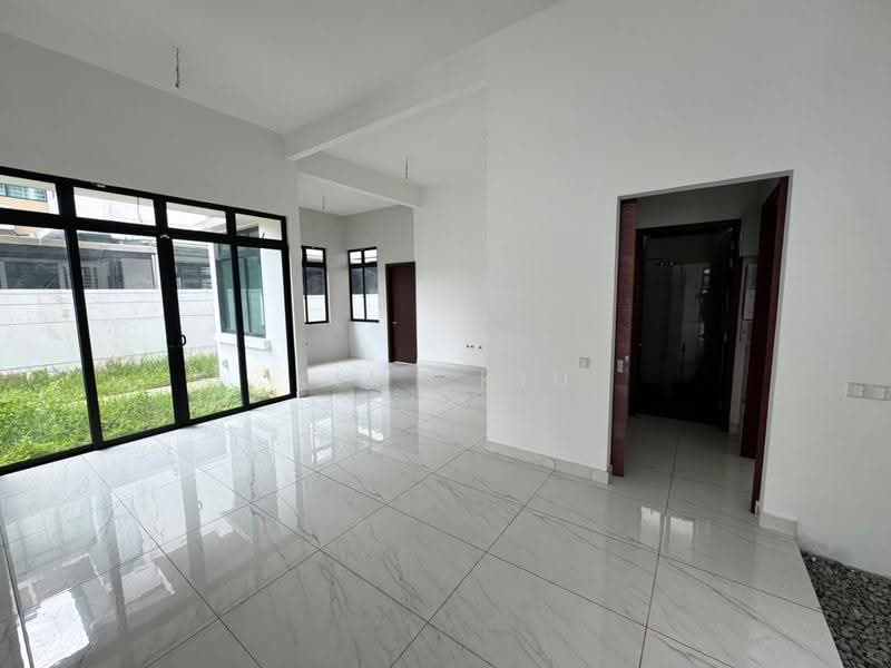 Semi-Detached House for Sale in Nusa Duta (Iskandar Puteri (Nusajaya)) - Kimi Kiu - Living Room - PropertyGuru.com.my