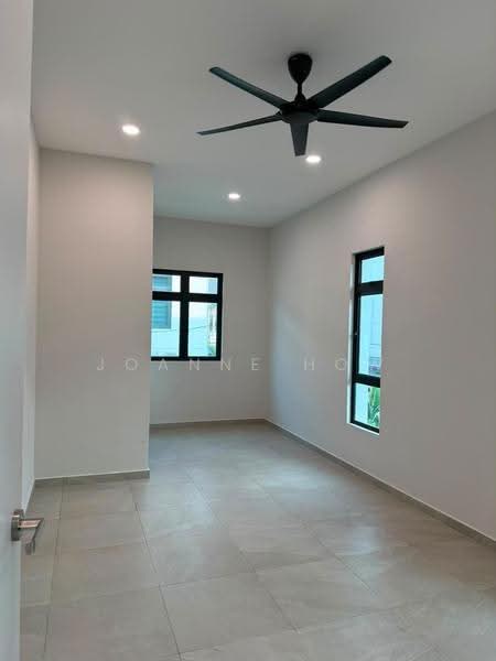 2-storey Terraced House for Rent in Kampung Ayer Molek (Ayer Molek) - Joanne How - Interior - PropertyGuru.com.my