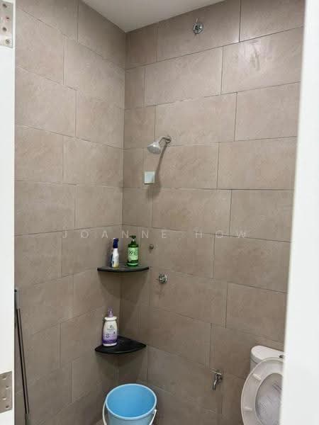 2-storey Terraced House for Rent in Kampung Ayer Molek (Ayer Molek) - Joanne How - Bathroom - PropertyGuru.com.my