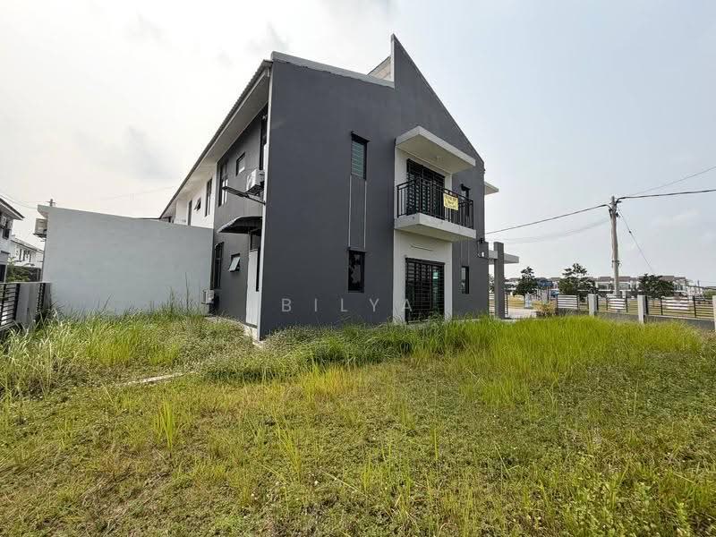 Rumah Teres 2-Tingkat untuk Dijual di Taman Saujana KLIA (Sepang) - BILYA ARIFF - Exterior - PropertyGuru.com.my