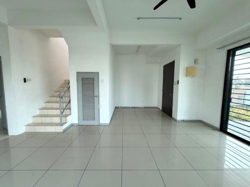 Rumah Teres 2-Tingkat untuk Dijual di Taman Saujana KLIA (Sepang) - BILYA ARIFF - Interior - PropertyGuru.com.my