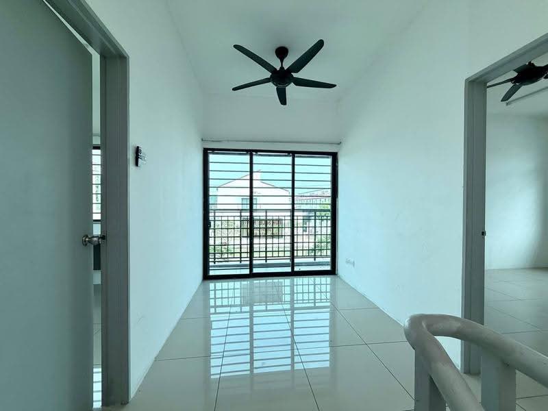 Rumah Teres 2-Tingkat untuk Dijual di Taman Saujana KLIA (Sepang) - BILYA ARIFF - Corridor - PropertyGuru.com.my