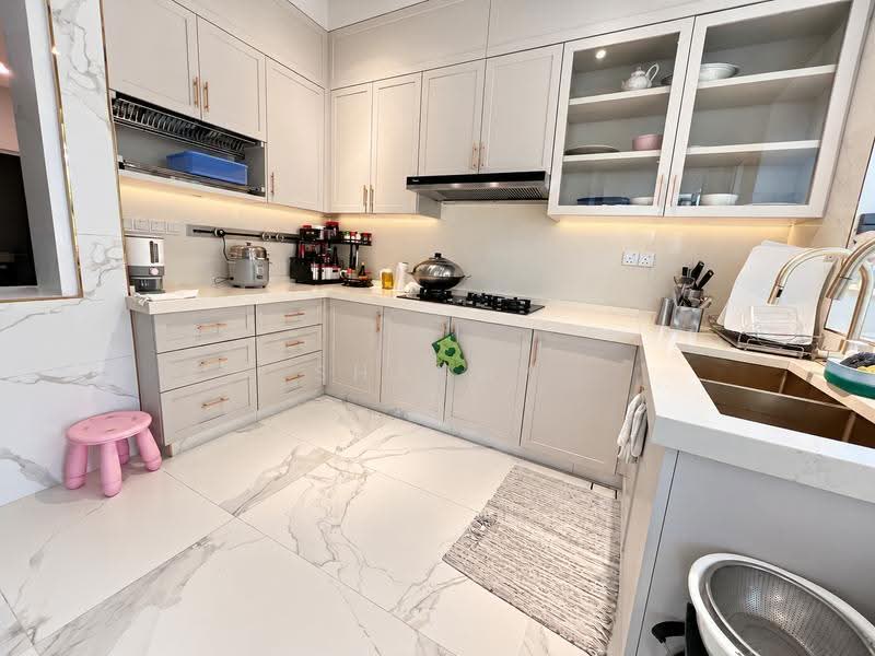 Semi-Detached House for Sale in Bandar Mahkota Cheras (Cheras) - Shanny Tan - Kitchen - PropertyGuru.com.my