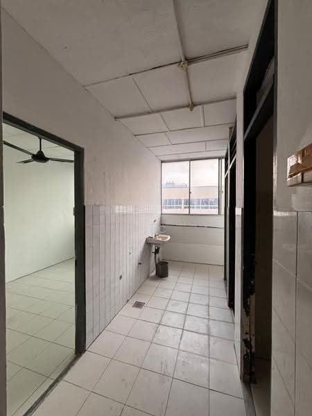 Shop / Office for Rent in Kuching (Sarawak) - KC Jee - Corridor - PropertyGuru.com.my