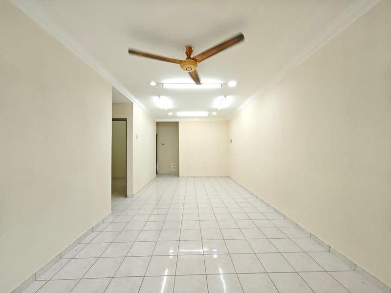 Terraced House for Sale in Taman Merdeka (Batu Berendam) - Helen BF - Living Room - PropertyGuru.com.my
