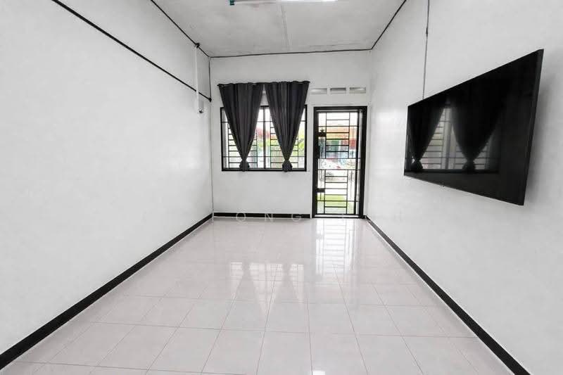 Rumah Teres 1-Tingkat untuk Dijual di Kangkar Pulai (Skudai) - Ee Fong Toh - Living Room - PropertyGuru.com.my