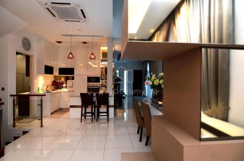 Semi-Detached House for Sale in 16 Sierra (Puchong) - Ivan Tan - Kitchen - PropertyGuru.com.my