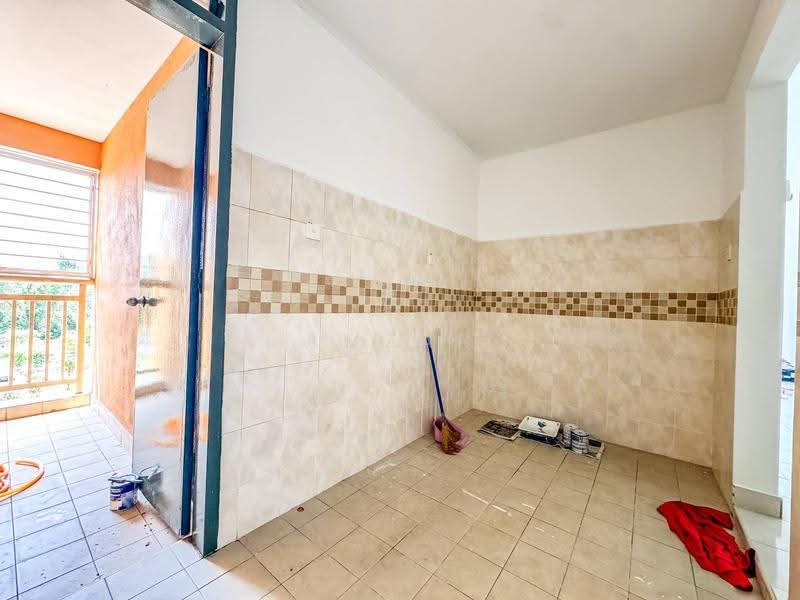 Pangsapuri untuk Dijual di Puteri Bayu Apartment - Amzar Faiz - PropertyGuru.com.my