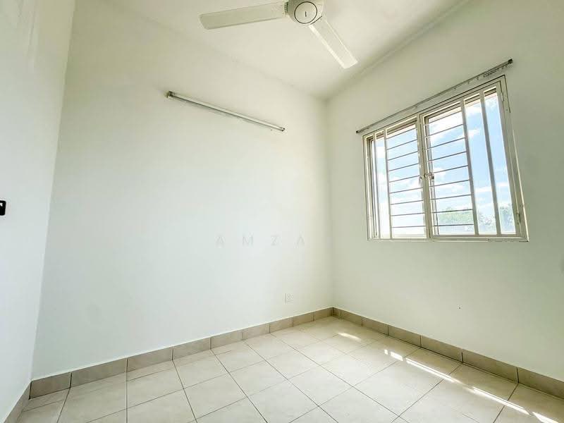 Pangsapuri untuk Dijual di Puteri Bayu Apartment - Amzar Faiz - PropertyGuru.com.my