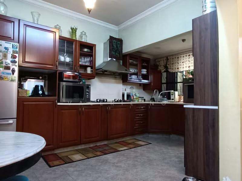 2.5-storey Terraced House for Sale in Kepong (Kuala Lumpur) - Valerie Ng - Kitchen - PropertyGuru.com.my