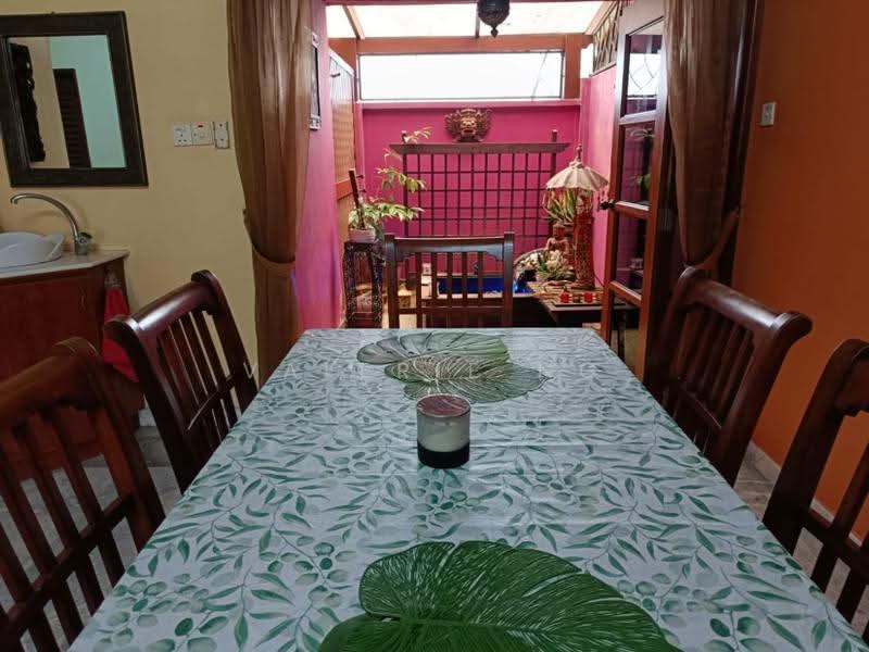 2.5-storey Terraced House for Sale in Kepong (Kuala Lumpur) - Valerie Ng - Dining Room - PropertyGuru.com.my