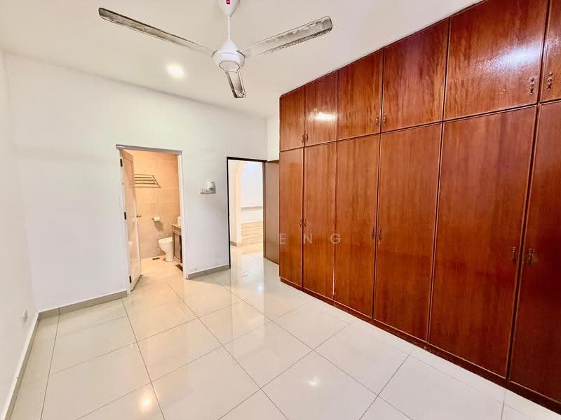 1-storey Terraced House for Rent in Taman Tun Dr Ismail (Kuala Lumpur) - Yin Peng . - Bedroom - PropertyGuru.com.my