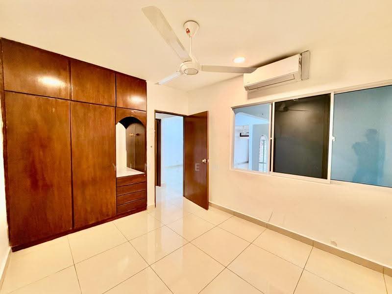 1-storey Terraced House for Rent in Taman Tun Dr Ismail (Kuala Lumpur) - Yin Peng . - Bedroom - PropertyGuru.com.my