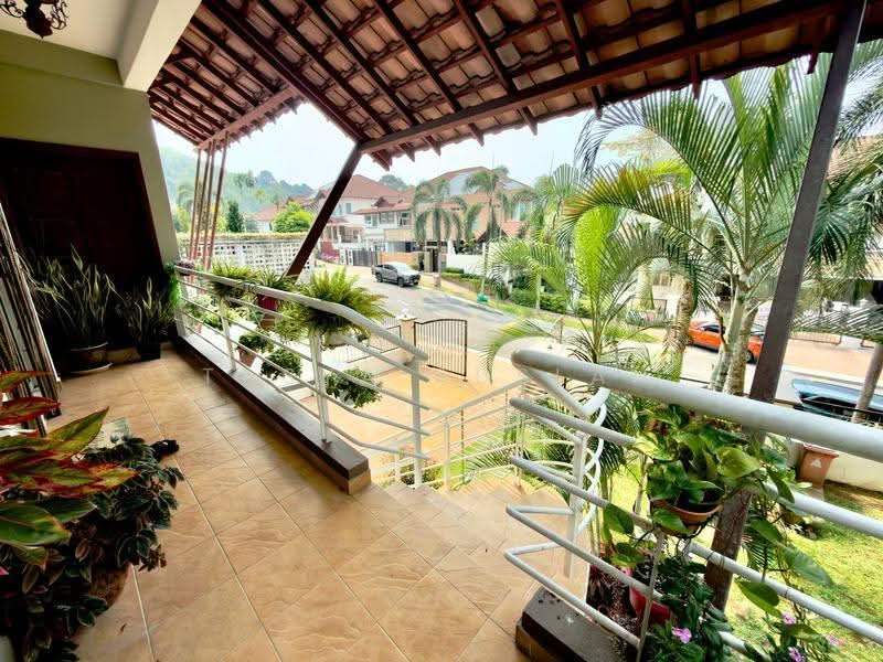 Rumah Berkembar untuk Dijual di Seksyen 9 (Kota Damansara) - Tasya Ruslan - Exterior - PropertyGuru.com.my