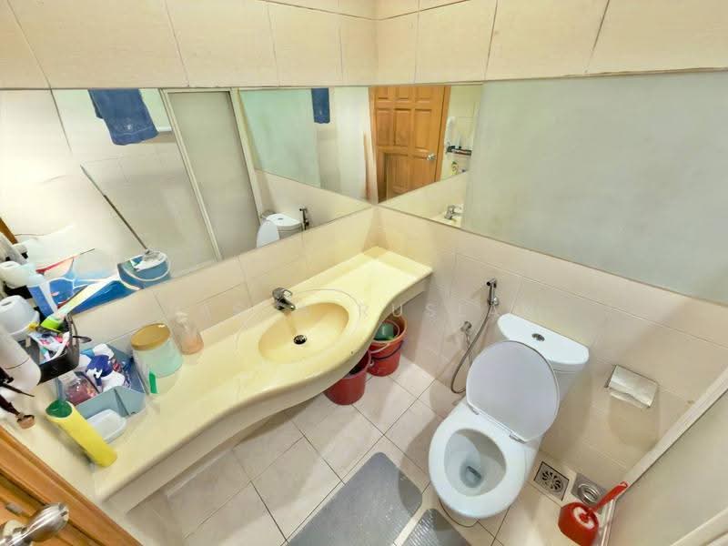 Rumah Berkembar untuk Dijual di Seksyen 9 (Kota Damansara) - Tasya Ruslan - Bathroom - PropertyGuru.com.my