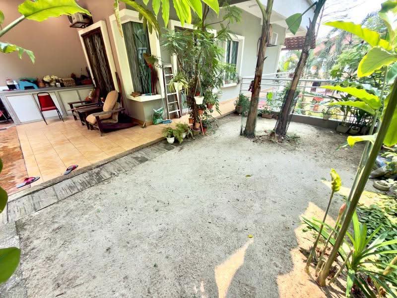 Rumah Berkembar untuk Dijual di Seksyen 9 (Kota Damansara) - Tasya Ruslan - Exterior - PropertyGuru.com.my