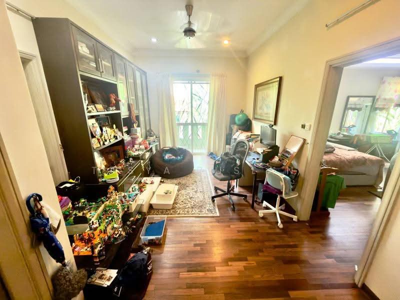 Rumah Berkembar untuk Dijual di Seksyen 9 (Kota Damansara) - Tasya Ruslan - Study - PropertyGuru.com.my