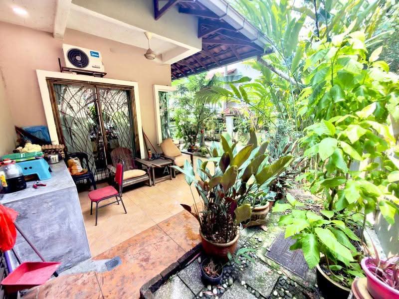 Rumah Berkembar untuk Dijual di Seksyen 9 (Kota Damansara) - Tasya Ruslan - Exterior - PropertyGuru.com.my