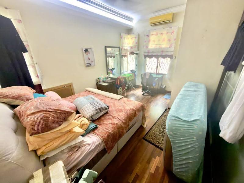 Rumah Berkembar untuk Dijual di Seksyen 9 (Kota Damansara) - Tasya Ruslan - Bedroom - PropertyGuru.com.my