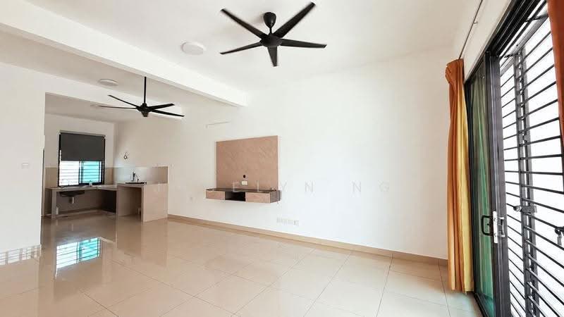 2-storey Terraced House for Sale in Taman Adda Heights (Tebrau) - Jacelyn Ng - Living Room - PropertyGuru.com.my