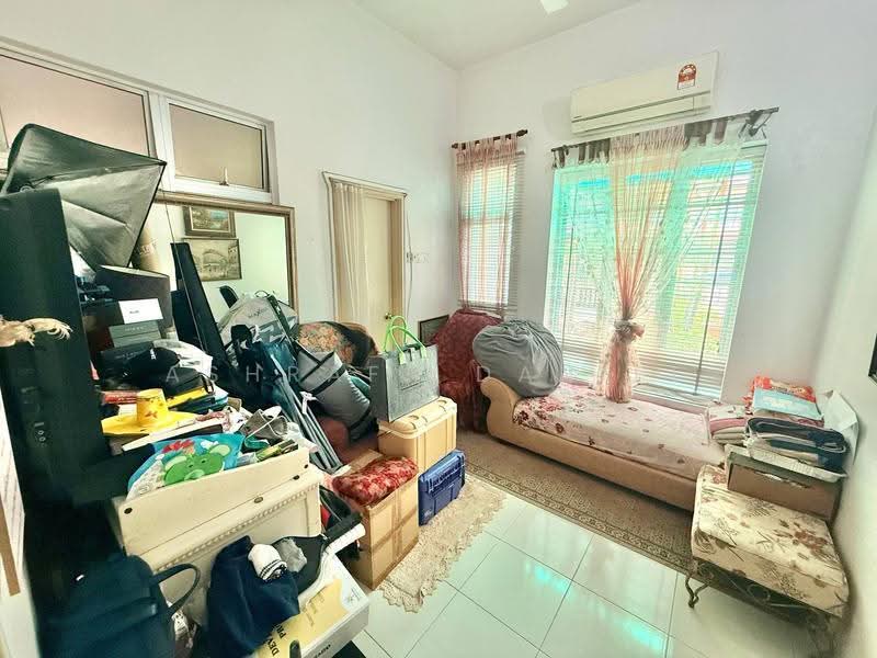 2-storey Terraced House for Sale in Kemuning Utama (Shah Alam) - Ashraff Daniel - PropertyGuru.com.my