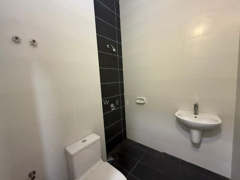 Cluster House for Sale in Eco Botanic (Iskandar Puteri (Nusajaya)) - Wee Howe - Bathroom - PropertyGuru.com.my