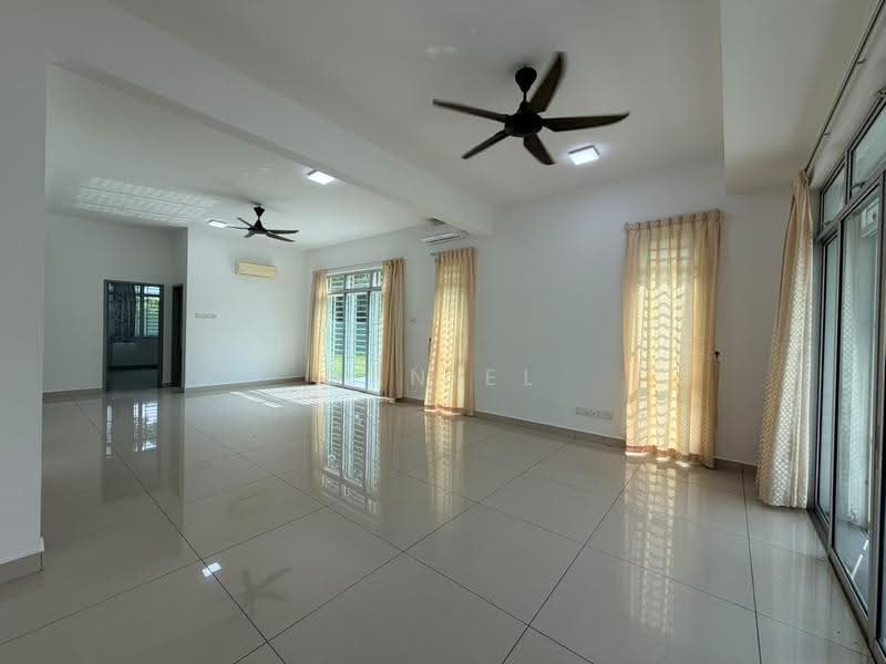 Semi-Detached House for Sale in Taman Nusa Idaman (Iskandar Puteri (Nusajaya)) - Daniel Yong - Living Room - PropertyGuru.com.my