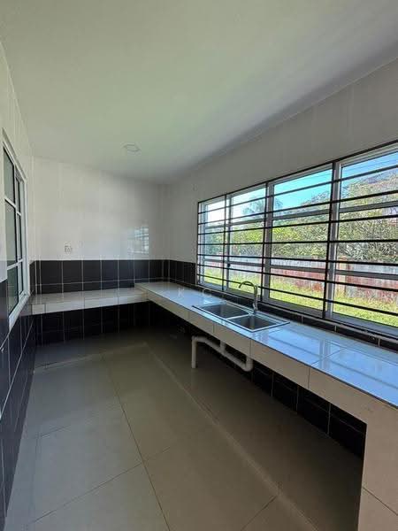 Rumah Teres 2-Tingkat untuk Dijual di Kota Samarahan (Sarawak) - KC Jee - Kitchen - PropertyGuru.com.my