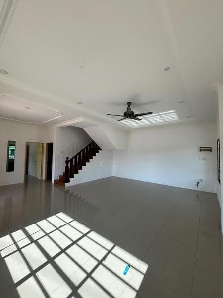 Rumah Teres 2-Tingkat untuk Dijual di Kota Samarahan (Sarawak) - KC Jee - Living Room - PropertyGuru.com.my