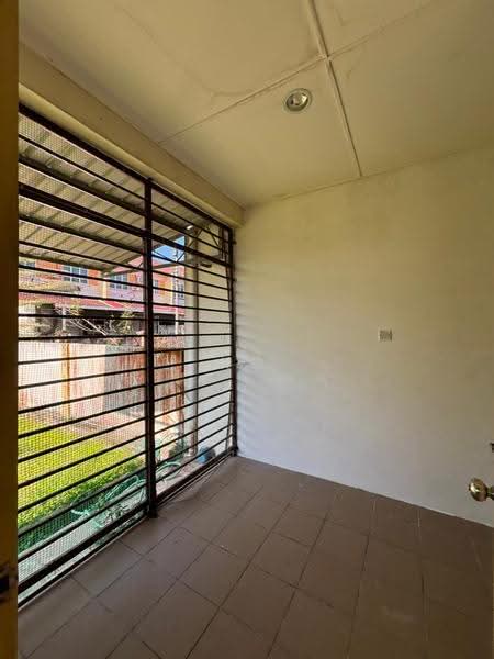 Rumah Teres 2-Tingkat untuk Dijual di Kota Samarahan (Sarawak) - KC Jee - Balcony - PropertyGuru.com.my
