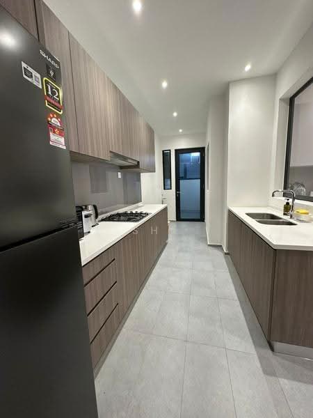 Service Residence for Sale at The Goodwood Residence - Shi Hui - Kitchen - PropertyGuru.com.my