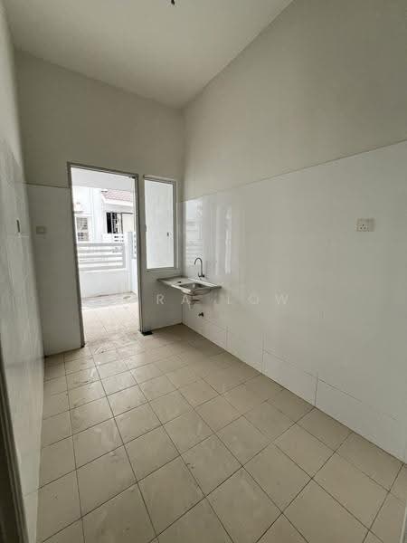 Rumah Berkembar untuk Dijual di D'Kayangan (Shah Alam) - Sara Low - Interior - PropertyGuru.com.my