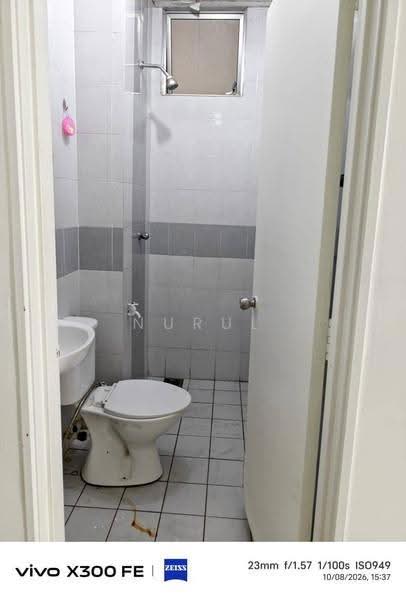Pangsapuri untuk Disewa di 162 Residency - Nurul Izza - Bathroom - PropertyGuru.com.my