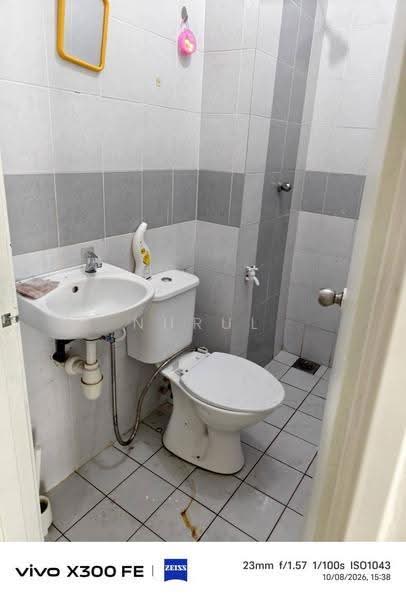 Pangsapuri untuk Disewa di 162 Residency - Nurul Izza - Bathroom - PropertyGuru.com.my