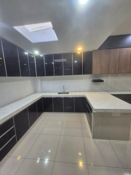 Rumah Kluster untuk Dijual di Taman Johor Jaya (Johor Bahru) - Ee Fong Toh - Kitchen - PropertyGuru.com.my