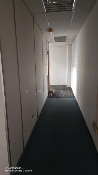 Shop / Office for Sale in Kepong (Kuala Lumpur) - Vincent Yong - Corridor - PropertyGuru.com.my