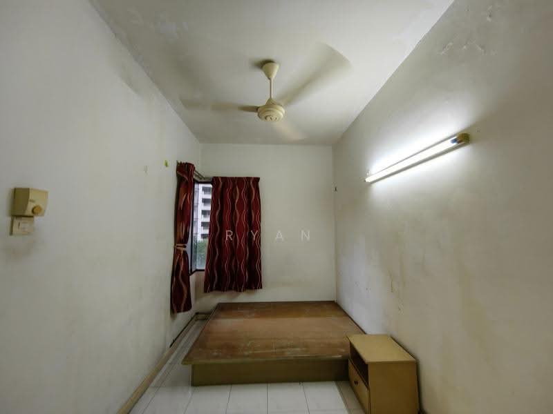 Kondominium untuk Disewa di Marina Bay Condominium - Ryan Sim - Bedroom - PropertyGuru.com.my
